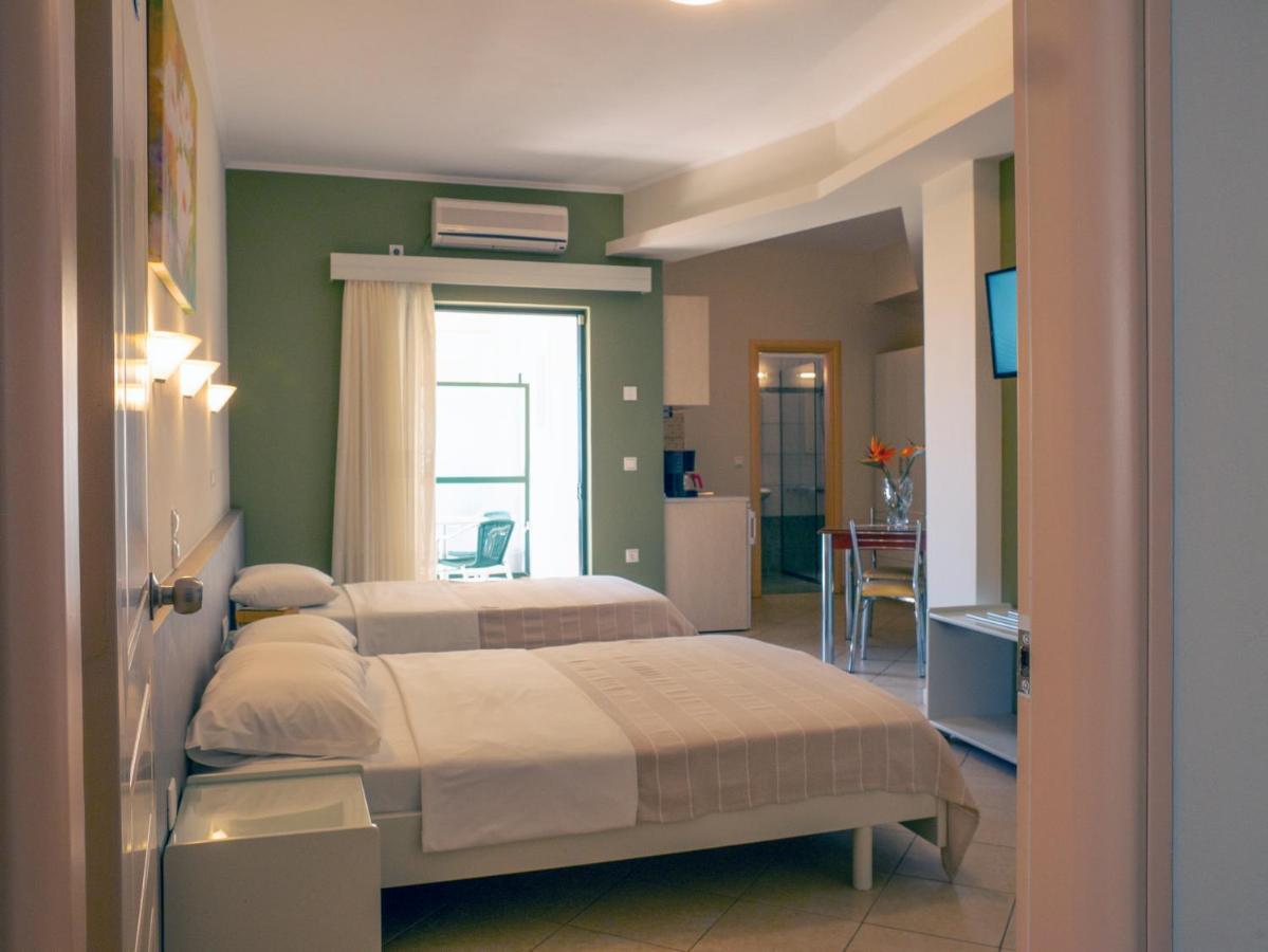 Hotel Loukas Vrachos Paralia Vrachou Extérieur photo