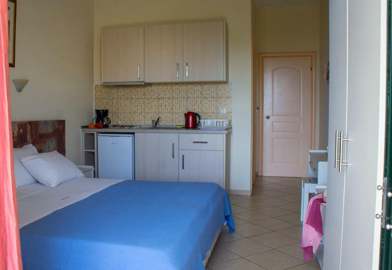 Hotel Loukas Vrachos Paralia Vrachou Extérieur photo
