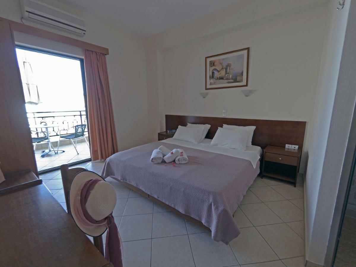 Hotel Loukas Vrachos Paralia Vrachou Extérieur photo